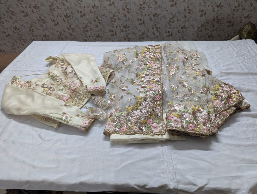sari blouse making by zeefah clothing and tailoring (1)